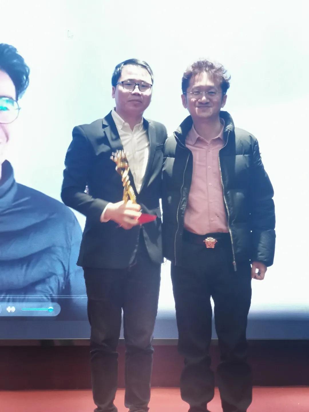 1611716172192978.jpg 1611716172192978.jpg