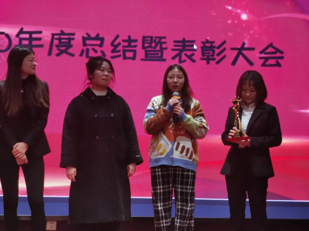 1611716569117537.jpg 1611716569117537.jpg